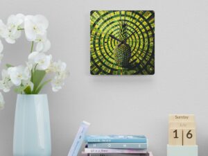 Circles of Illumination: The Mesmerizing Pineapple Timepiece