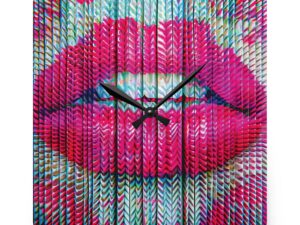 Aurora's Kiss: The Radiant Mosaic of Time's Embrace